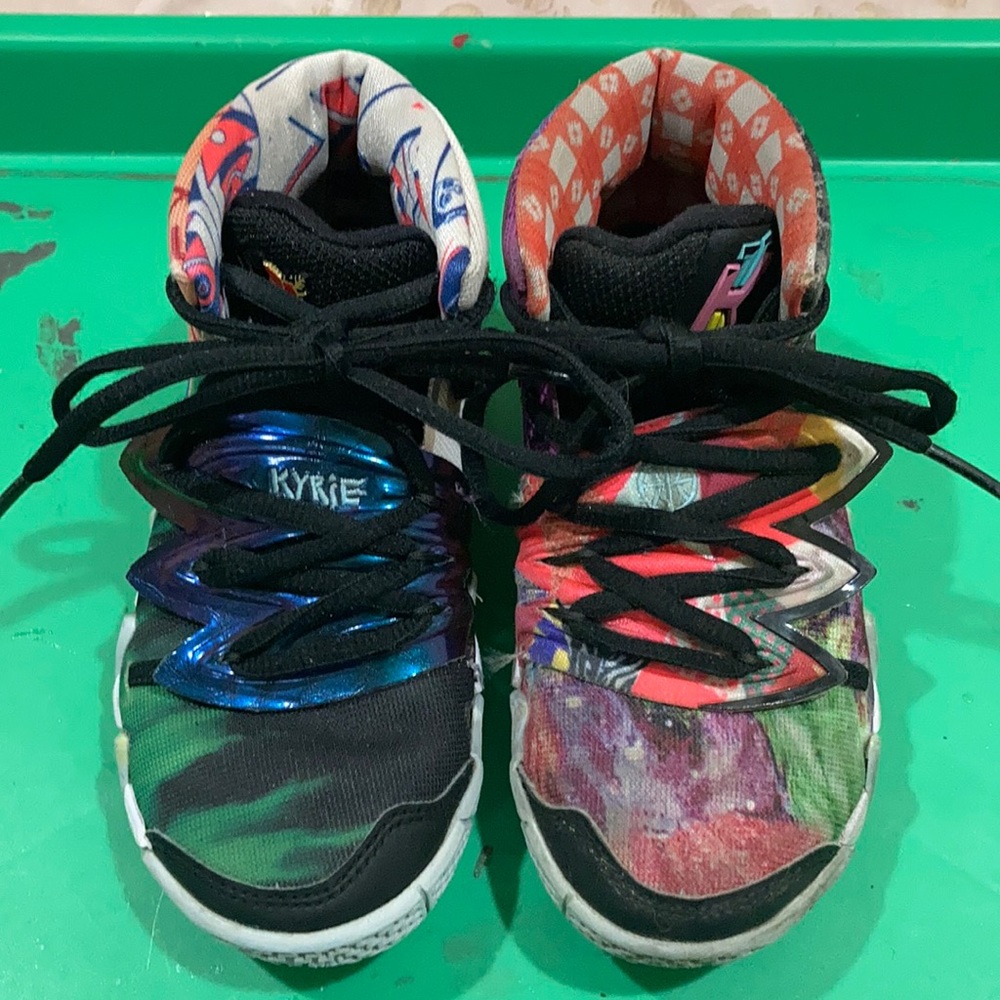 Spongebob size 11c preschool boys girls unisex sneakers Nike